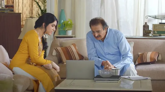 Flipkart's #AaoPhirPakdeRaftaar motivates sellers in India