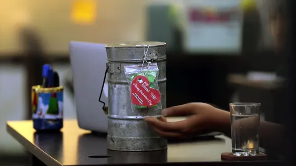 Parle Kismi spreads love this Valentine's Day in collaboration with the dabbawalas
