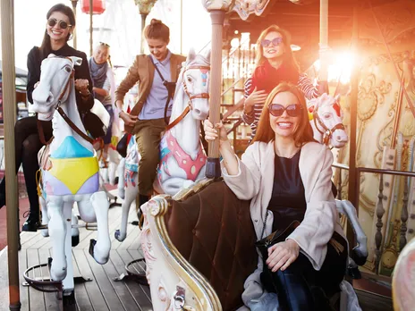 Carousel ads the new social media trend of 2016?