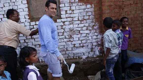 Salman Khan's 'Swachh Bharat’ Campaign Buzzes On Social Media 