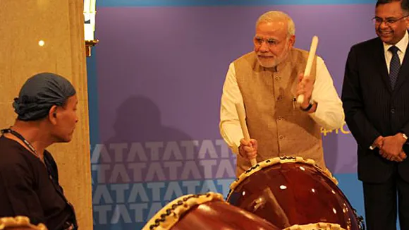 8 Mashups ft India's Social Media Superstar PM Narendra Modi