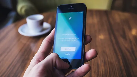 Twitter follows Facebook's foot steps, rolls out In-stream Video Ads