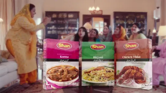 Shan Foods' #KhaanaWithParosi wins hearts across borders