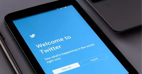 Twitter's new update allows users to add multiple types of media in the same tweet