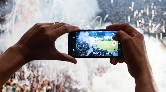 5 essential tips to engage football fans on social media