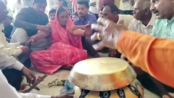 महिला को सांप ने काटा 