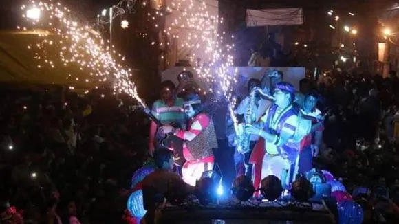 Indore में उत्साह से मनेगा रंगपंचमी का त्योहार, बजरबट्टू सम्मेलन में  बिखरेगा हंसी का गुलाल | Bajarbattu Conference, Rangpanchami, Indore, Madhya  Pradesh - Hindi Oneindia