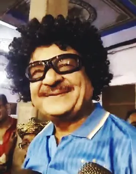 Kailash Vijayvargiya on X: "#Indore #BajarBattu Haasya Kavi Sammelan. Bhesh  "Cricket ke God" 🏏🙏 ka, Rang Khushi Ka. ☺😊☺ https://t.co/6fynm62IYQ" / X