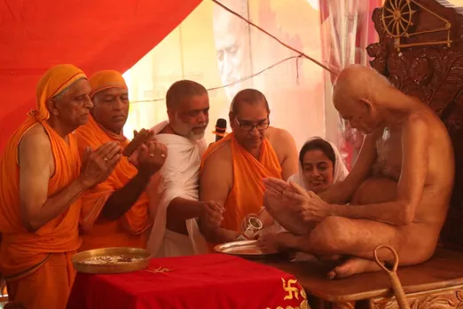 8 अगस्त 2018 खजुराहो (5).jpeg - आचार्य विद्यासागर जी फ़ोटो एल्बम - मेरे  गुरुवर... आचार्य श्री विद्यासागर जी महाराज