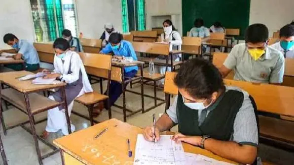 CBSE की नई गाइडलाइन: 9 नवंबर तक मिलेगा एडिमट कार्ड, पेपर पढ़ने के लिए 20 मिनट
