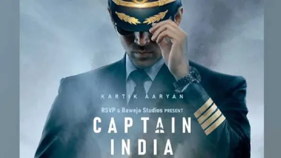 कैप्टन इंडिया :नई फिल्म में कैप्टेन बने नजर आएंगे कार्तिक, लुक हुआ आउट 