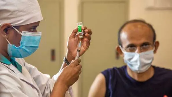 MP में टीकाकरण: प्रदेश में आज 11.4 लाख को टीका, कोवीशील्ड-कोवैक्सिन दोनों लगेंगी
