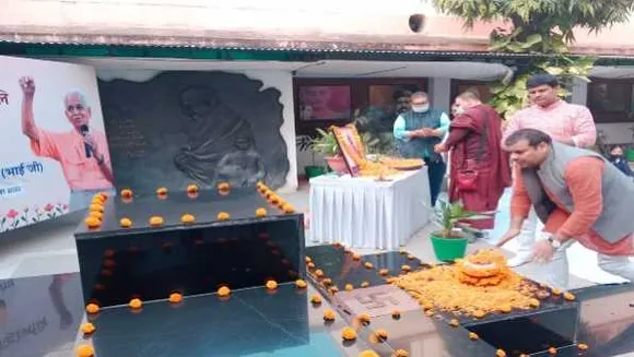 'चंबल के गांधी' को श्रद्धांजलि: गांधीवादी सुब्बाराव का अस्थि कलश जौरा से भोपाल पहुंचा