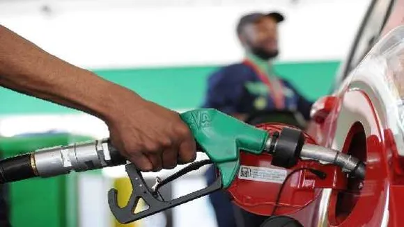पेट्रोल-डीजल में महंगाई की आग: आज फिर 35-35 पैसे बढ़े दाम; भोपाल में पेट्रोल 115, डीजल 104 रुपए के करीब
