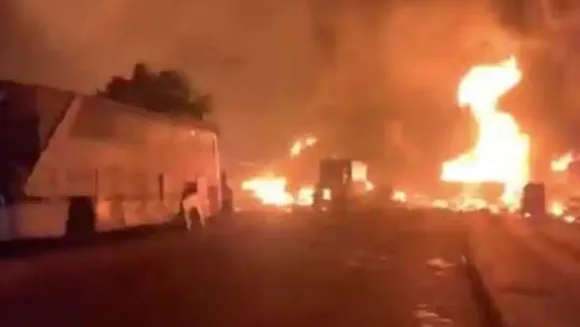 सिएरा लियोन में विस्फोट: ट्रक और फ्यूल टेैंकर में टक्कर से धमाका, 91 लोगों की मौत 