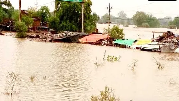 MP में बाढ़ से 10000Cr नुकसान: 75% फसलें तबाह, सरकार ने केंद्र को भेजी रिपोर्ट
