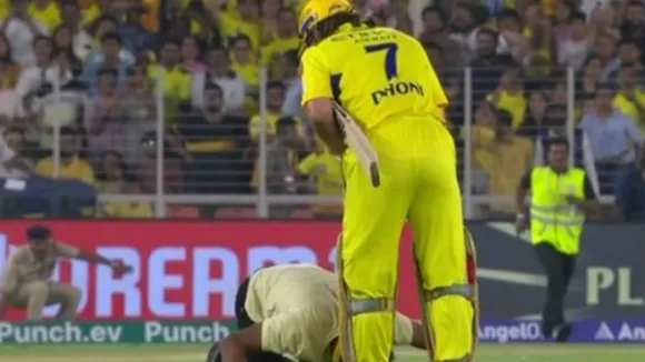 WATCH: Fan enters ground to touch MS Dhoni's feet during GT vs CSK game, video goes viral