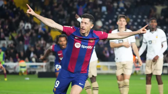 Robert Lewandowski makes shocking comments about FC Barcelona; despite transfer rumours