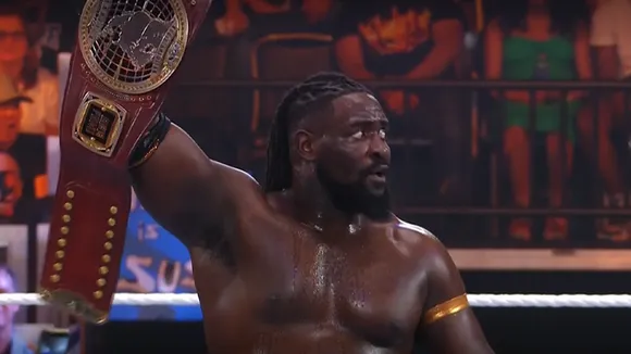 Oba Femi unstoppable, singlehandedly takes out entire Gallus, overcomes Wes Lee and Joe Coffey to retain title in NXT Battleground