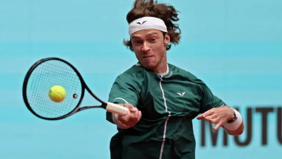Andrey Rublev breaks losing streak in Madrid Open after beating Facundo Bagnis in two straight sets