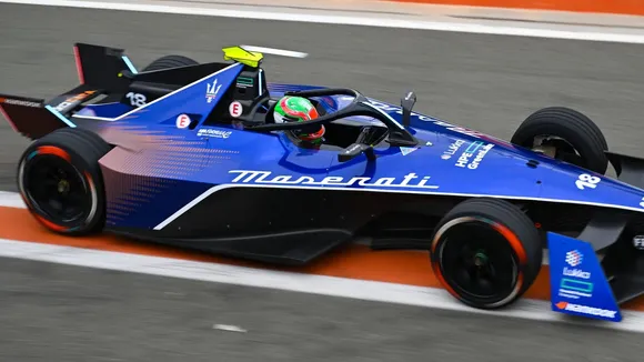 India's Jehan Daruvala lights up Formula E circuit with impressive two points, finishes 9th in all electric race