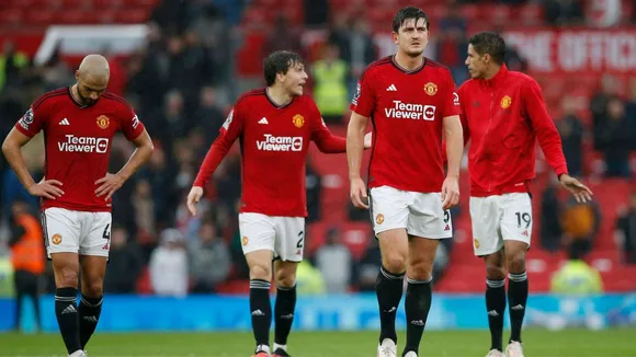 Manchester United suffer injury scare with two key defenders ruled out