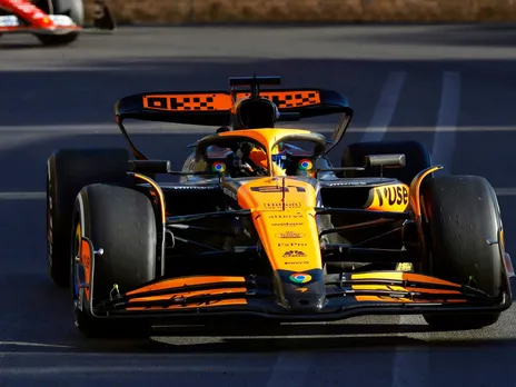 McLaren with mini-DRS