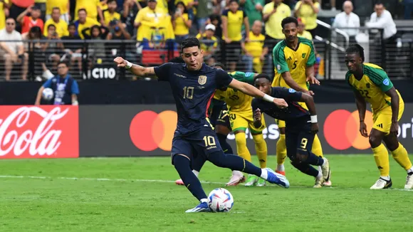 WATCH : Chelsea youngster Kendry Paez becomes second youngest player to score in Copa America