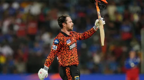 'He is unstoppable' - Fans react as SRH opener Travis Head smashes fourth fastest century in IPL history against RCB