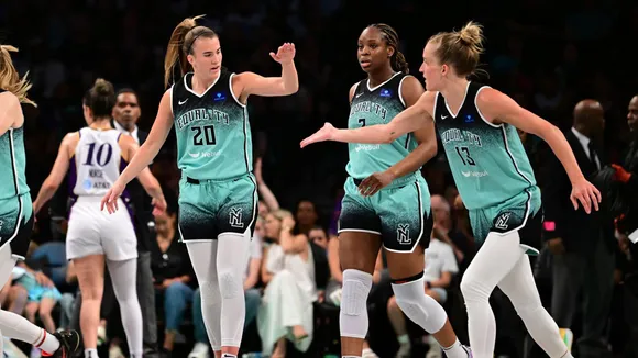 New York Liberty defeats Los Angeles Sparks 98-88 to win its eleventh straight game