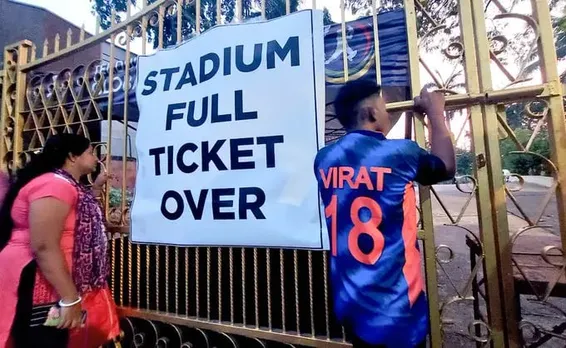INDW vs AUSW: "Stadium full, tickets over," DY Patil's banner is the prove how women cricket in India is growing