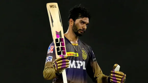 "Only Iyer:" Watch KKR star Venkatesh Iyer recreate the famous scene from Dhamaal