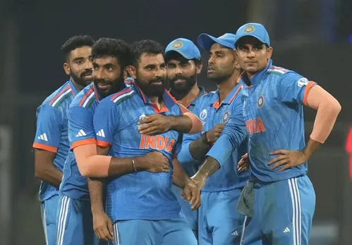 India beat New Zealand by 70 runs in semi-final, advances to final unbeaten.