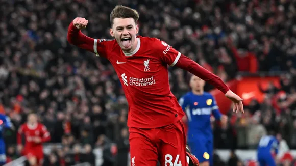 Conor Bradley scores first Reds goal as Klopp's side maintain advantage at the top