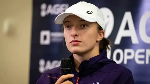 Iga Swiatek calls for reaction following sexual harassment accusations against Polish tennis chief