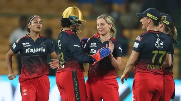 Royal Challengers Bangalore Beat Mumbai Indians by 5 Runs to Seal Spot in Final in WPL