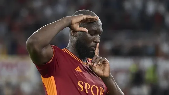 Romelu Lukaku scored his debut goal as Roma went seven past Empoli