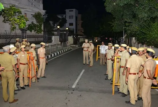 போயஸ் கார்டன் ரெய்டு : அதிகாரிகள் கடமையை செய்ததாக திண்டுக்கல் சீனிவாசன் பேட்டி