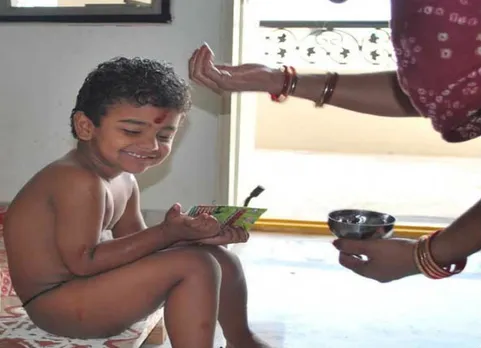 Diwali 2019 Oil Bath Timing, Importance : தீவாளி எண்ணெய் குளியலின் மகிமை!