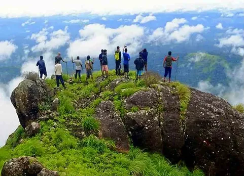 எங்கயாவது டூர் போகணும் போல இருக்கா? அப்போ கேரளாவில் இந்த இடத்திற்கெல்லாம் போங்க