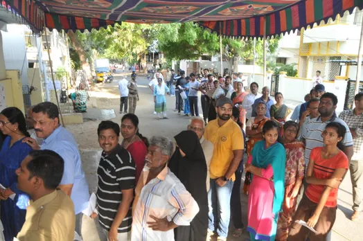 Tamil Nadu Election 2019 Polling:  விறுவிறுப்பு, பரபரப்புடன் நடந்த மக்களவைத் தேர்தல் வாக்குப் பதிவு ஹைலைட்ஸ்