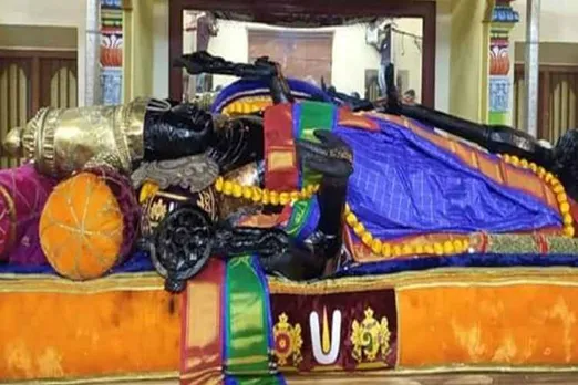 அத்தி வரதர் திருவிழா : அடிப்படை வசதிகள் இன்றி மக்கள் அவதி - கண்டுகொள்ளுமா மாவட்ட நிர்வாகம்!!!