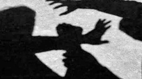 ஓய்வு பெற்ற டிஜிபி மகன் மீது தாக்குதல் : ஆட்டோ டிரைவர் உட்பட இருவர் மீது வழக்கு