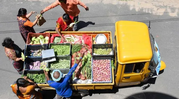 நடமாடும் காய்கறி வண்டிகள் தொடர்பான சந்தேகம் மற்றும் புகார்களுக்கு தொலைபேசி எண்கள் அறிவிப்பு