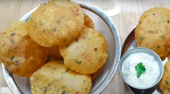 aloo Poori recipe in tamil: aloo poori making in tamil