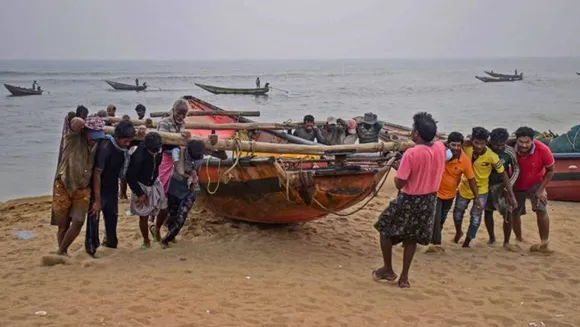 படகு ஏலத்தை தொடங்கிய இலங்கை… அதிர்ச்சியில் தமிழக மீனவர்கள்