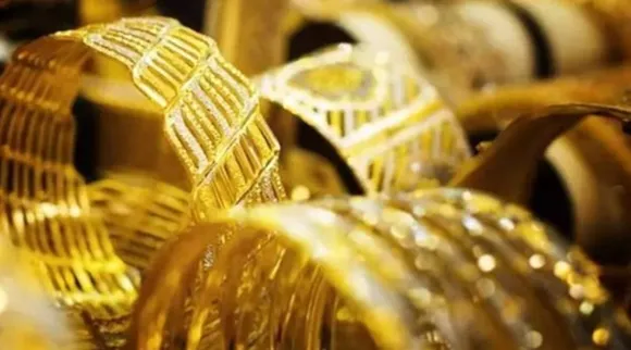 Gold Silver Rate Today: கடகடவென சரியும் தங்கம் விலை... இன்றைய நிலவரம் என்ன தெரியுமா?