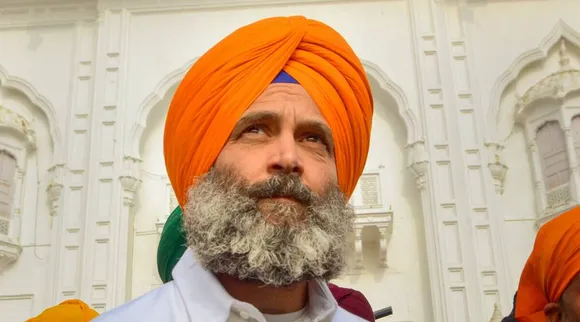 Bharat Jodo Yatra, Rahul Gandhi, Rahul Gandhi saffron turban sparks row in Punjab, பஞ்சாபில் சலசலப்பை ஏற்படுத்திய ராகுல் காந்தியின் காவி தலைப்பாகை, ராகுல் காந்தி, பாரத் ஜோடோ யாத்திரை, காங்கிரஸ், பஞ்சாப், Kesari Turban, Sikhs Turban, Rahul Gandhi in Goden Temple