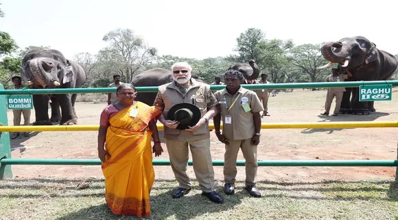 முதுமலையில் பொம்மன் – பெள்ளி தம்பதியைச் சந்தித்து உரையாடிய மோடி; படங்கள்