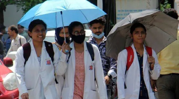 NEET 2023: எம்.பி.பி.எஸ் மட்டும் இல்லை; அதை தவிர இவ்ளோ மெடிக்கல் கோர்ஸ் இருக்கு!